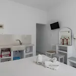 Apollon 2 Hotel *